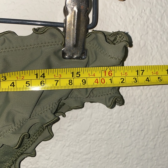 🐚Hollister Olive Green Ruffled Bikini Bottoms! - Picture 7 of 9